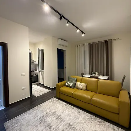 Oasis Bay Lalzi Lejlighed *