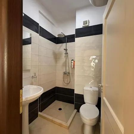 Oasis Bay Lalzi * Plazhi San Pietro