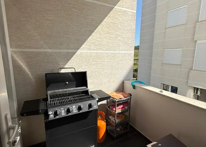 Oasis Bay Lalzi Plazhi San Pietro