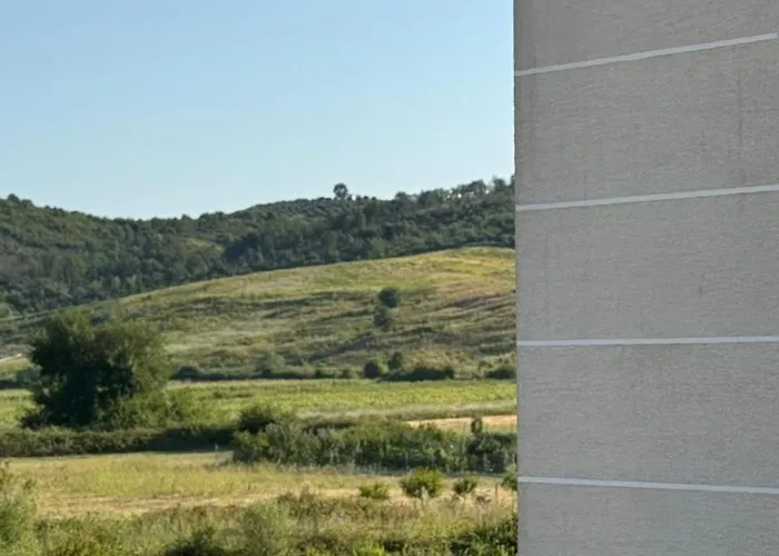 Oasis Bay Lalzi * Plazhi San Pietro