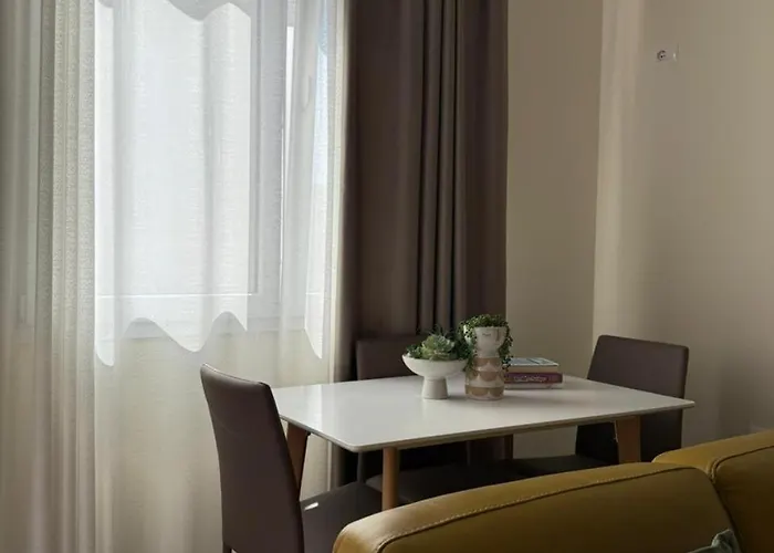 Апартаменты Oasis Bay Lalzi Plazhi San Pietro